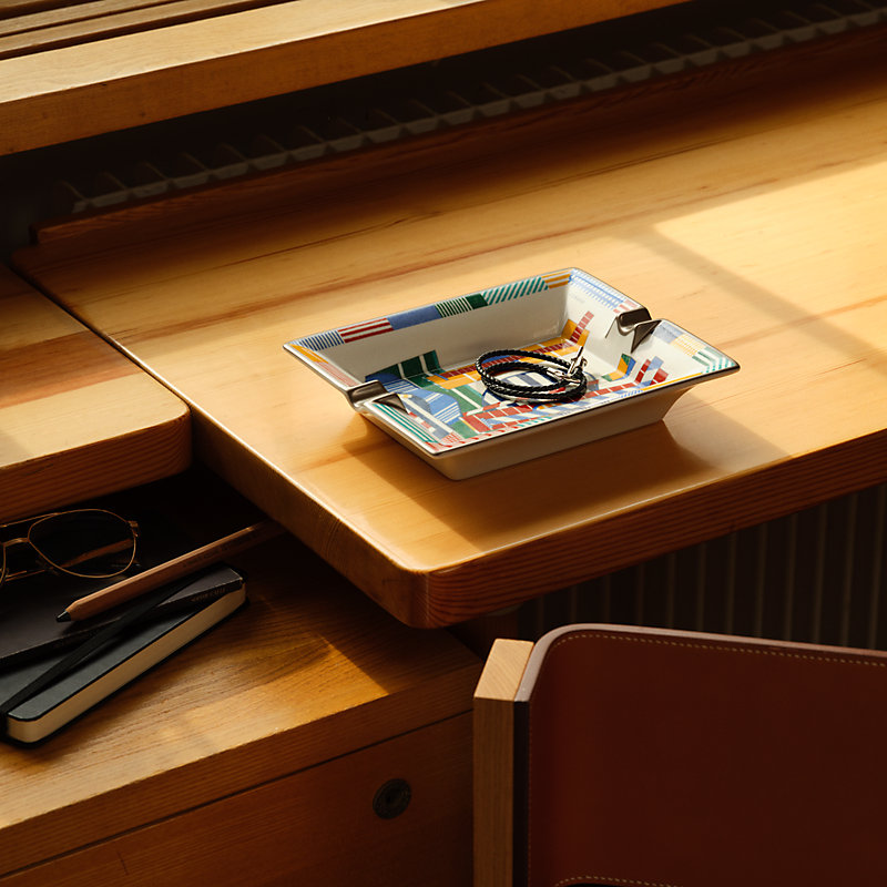 hermes ポスター シャンティ競馬場 Godard Haberdashery hermes ポスター シャンティ競馬場 Godard Haberdashery